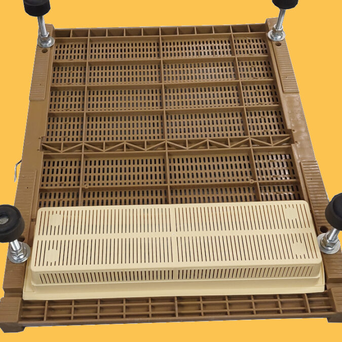 C TRAPPE A POLLEN01 675X675 | Balbimax Isolation des ruches avec l’isolant BALBItherm® Audincourt 31
